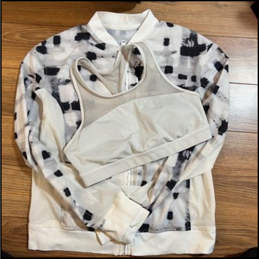 Lululemon Jacket and Bra set size 8